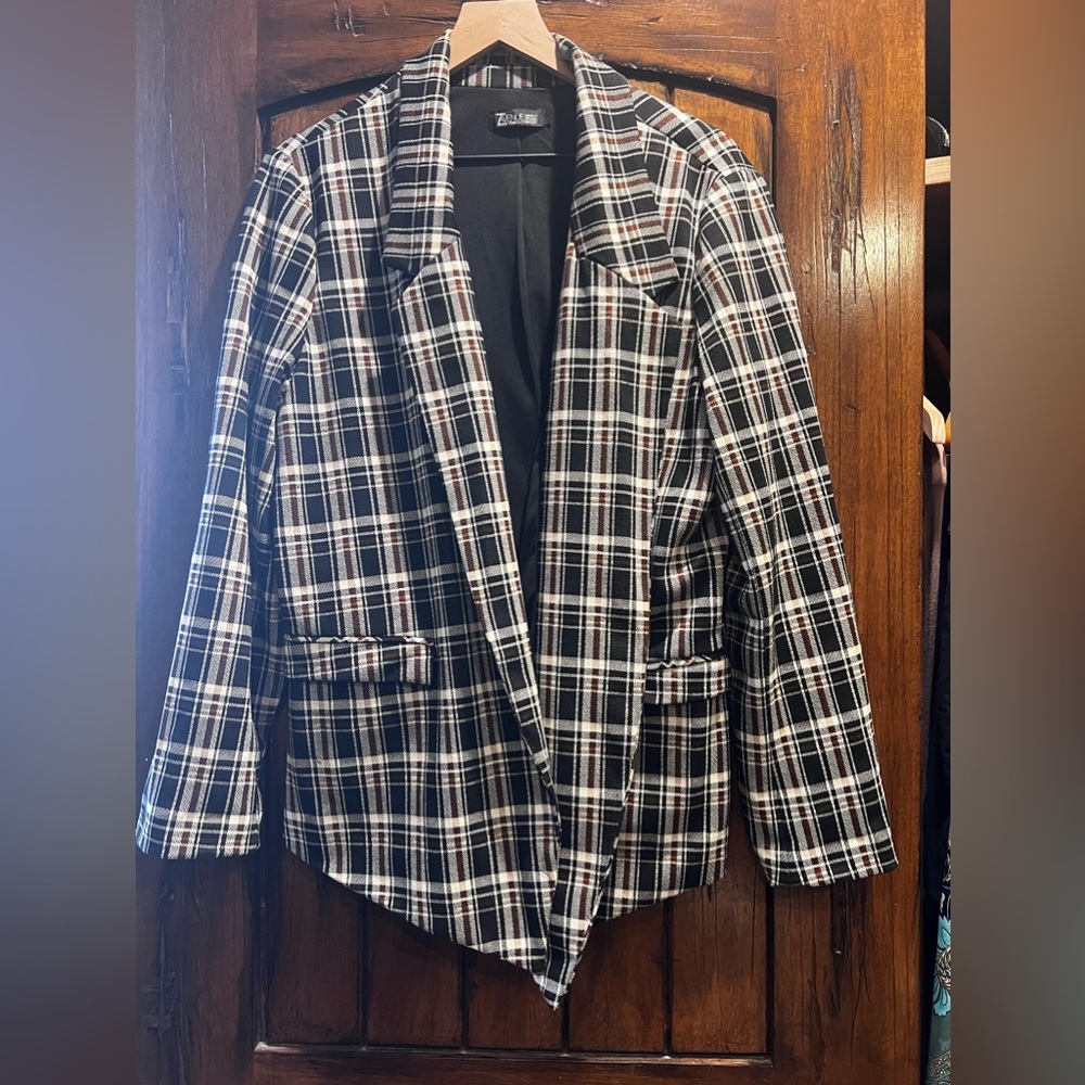 7 avenue blazer jacket size XL
ExtRA LARGE. 😘